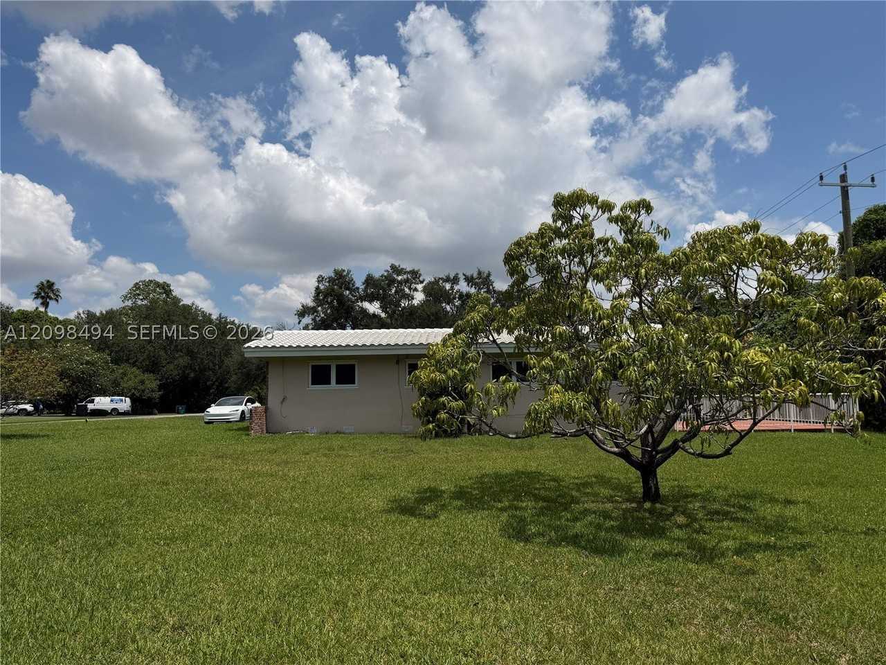7743 Sw 72nd Ct #7743 - Photo 3 of 16