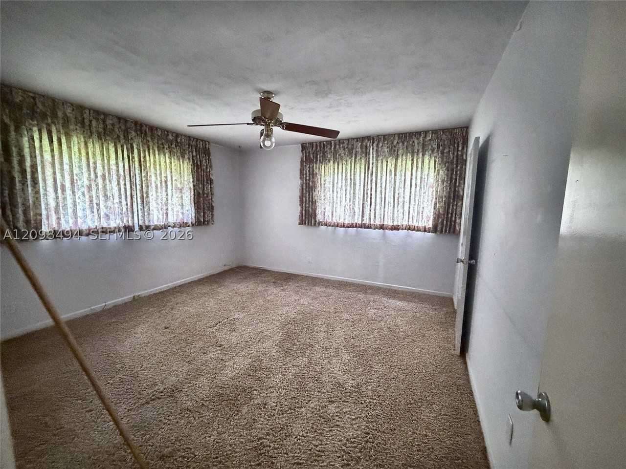 7743 Sw 72nd Ct #7743 - Photo 5 of 16