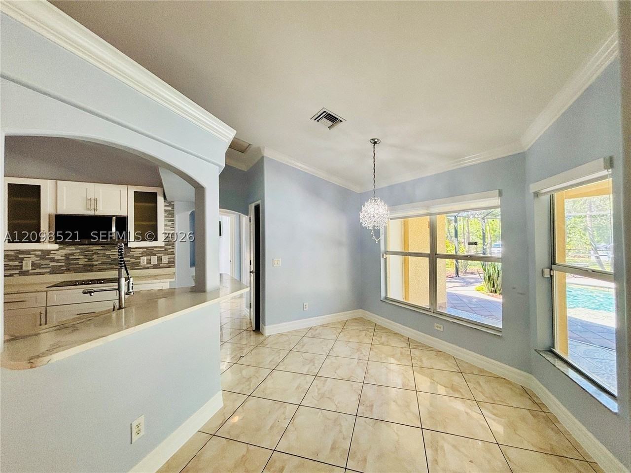 1201 Edison Ave #1 - Photo 4 of 46