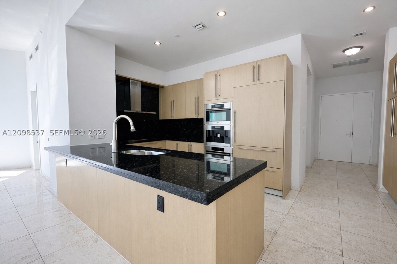 900 Brickell Key Blvd #2405 - Photo 4 of 23