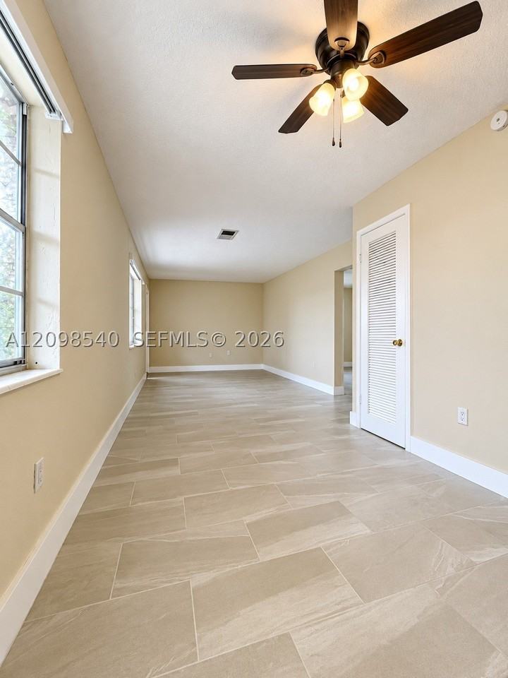 111 Se 4th Ave #7 - Photo 4 of 21