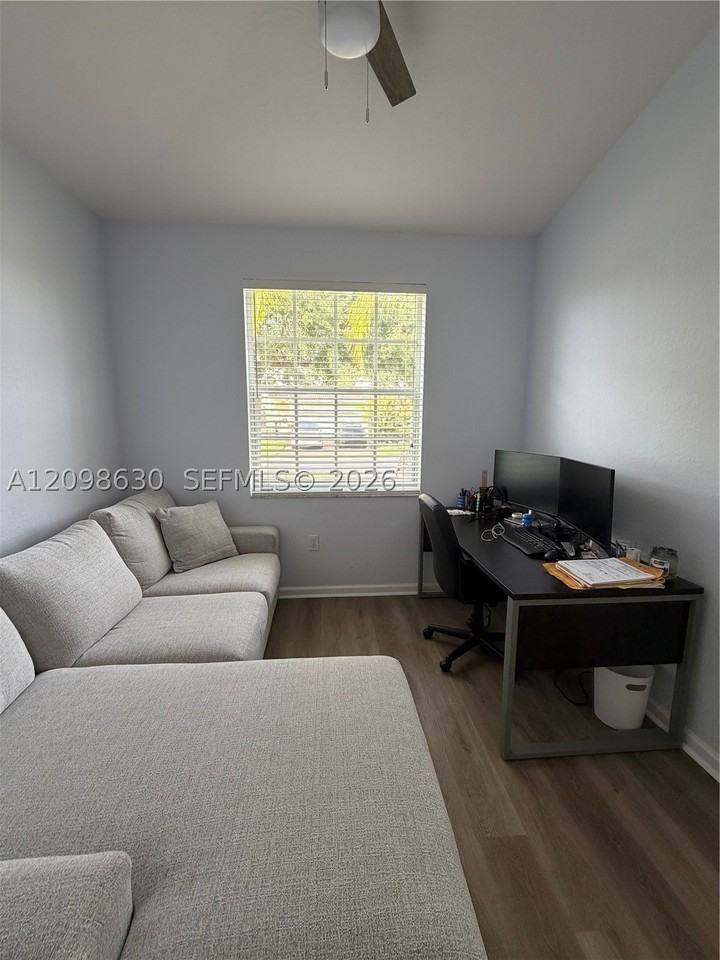 18734 Sw 28th Ct #18734 - Photo 5 of 12