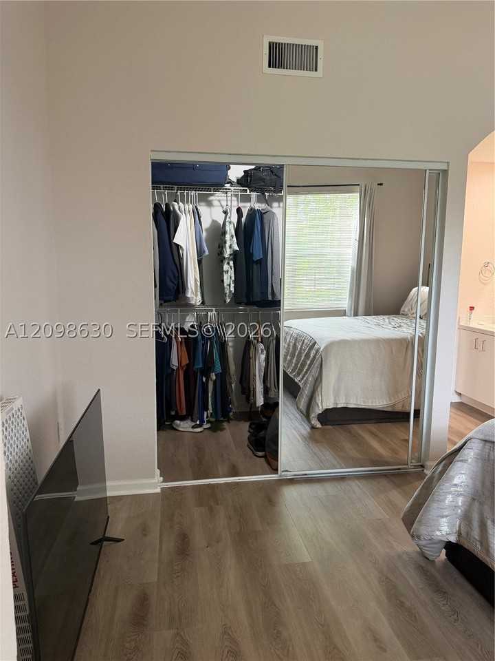 18734 Sw 28th Ct #18734 - Photo 7 of 12