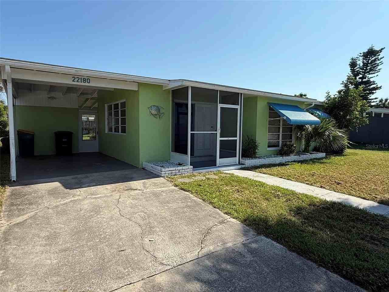 22180 Midway Blvd - Photo 2 of 13