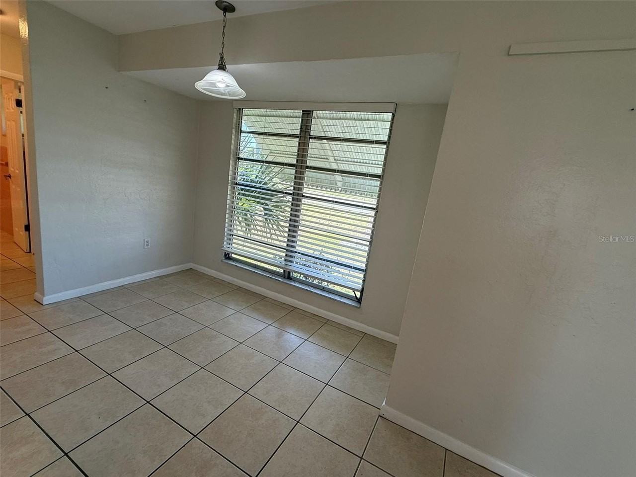 22180 Midway Blvd - Photo 7 of 13