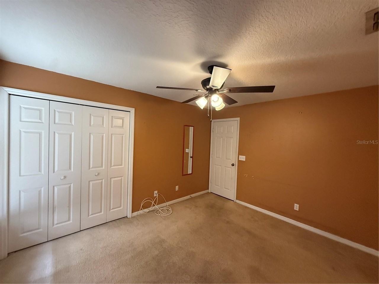 303 Sky Valley St - Photo 6 of 22