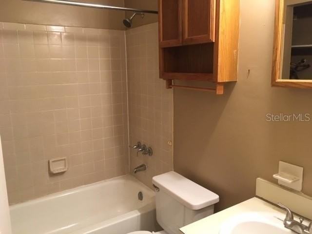 1923 Nw 23rd Blvd #209 - Photo 4 of 5