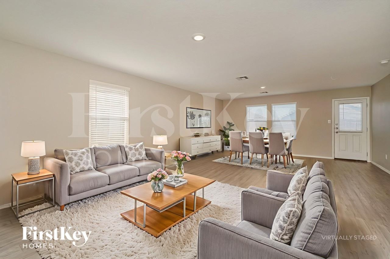 407 Butterfly Bush Ct - Photo 4 of 20