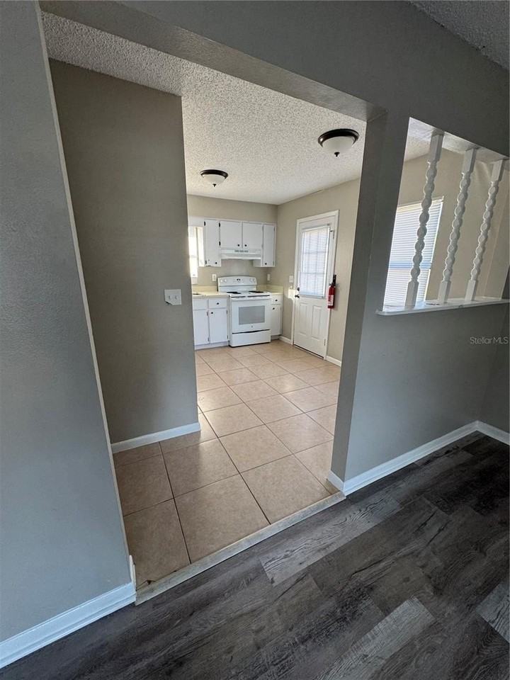 121 Shannon Dr - Photo 7 of 12