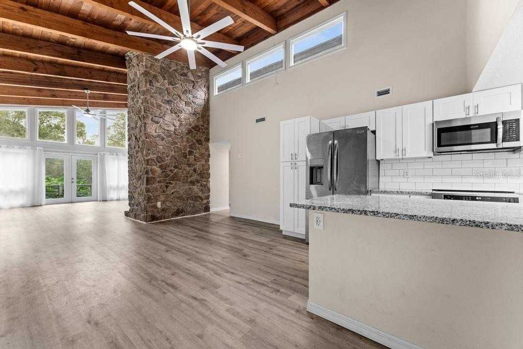 2031 Lake Alden Dr #G - Photo 2 of 36