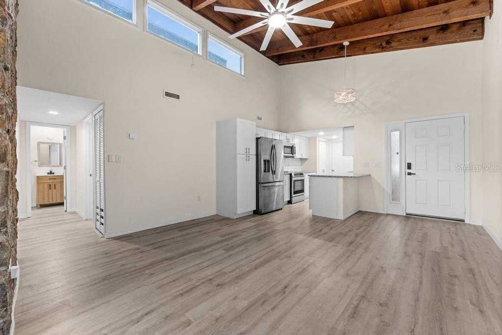 2031 Lake Alden Dr #G - Photo 7 of 36