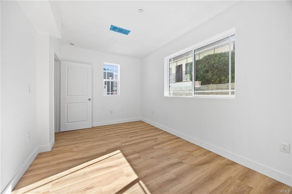 10936 S Osage Ave - Photo 6 of 8