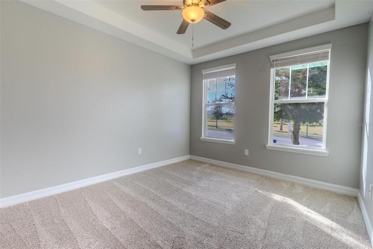 3134 River Springs Blvd - Photo 5 of 29
