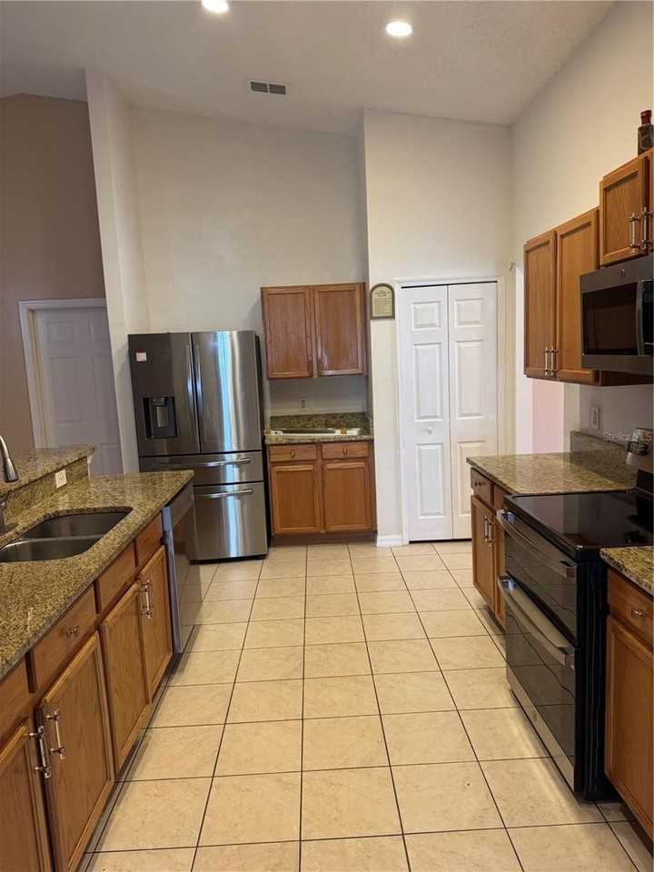1112 Juniper Hammock Ct - Photo 7 of 18