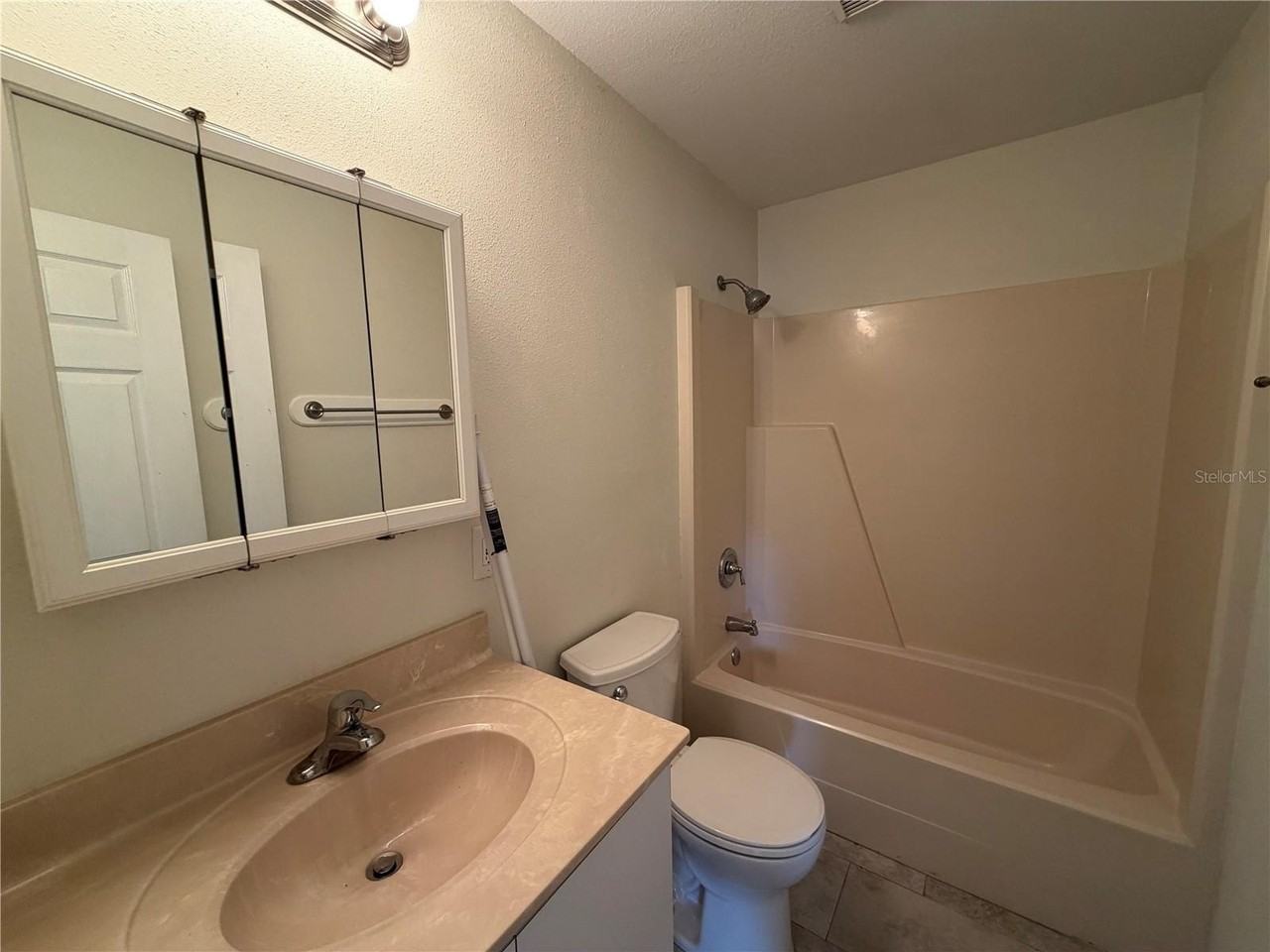 1788 Poinsettia Ave - Photo 6 of 11