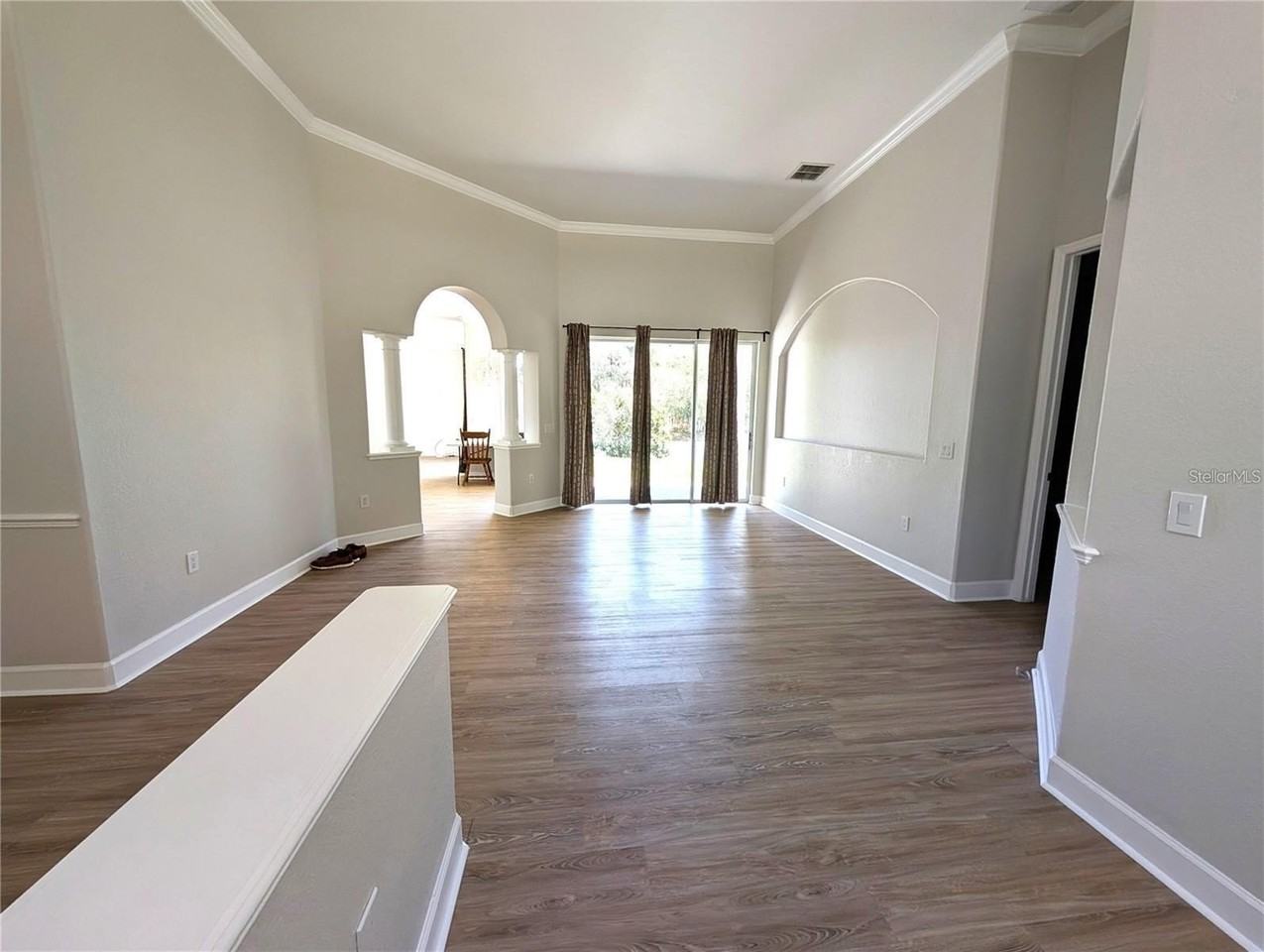 7335 Bent Grass Dr - Photo 4 of 17
