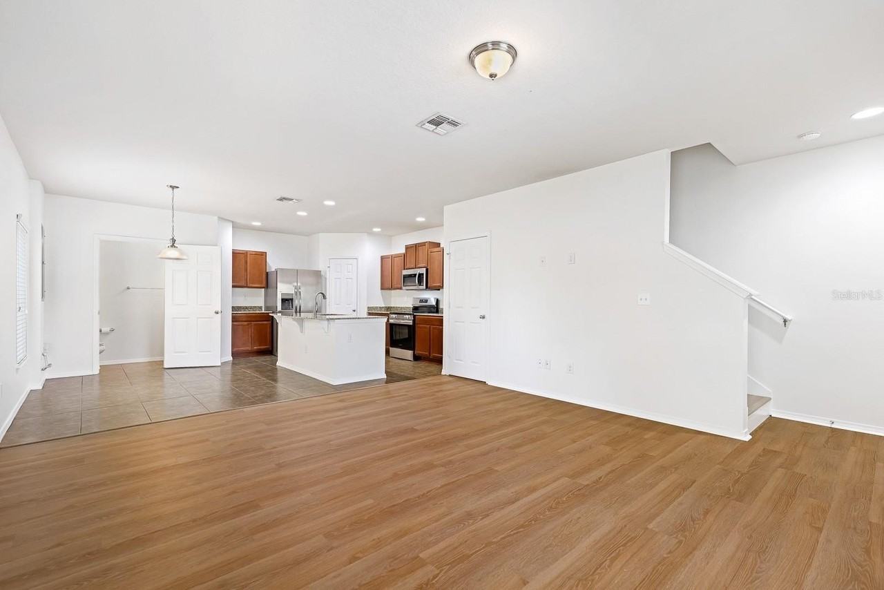 4638 Chatterton Way - Photo 3 of 26