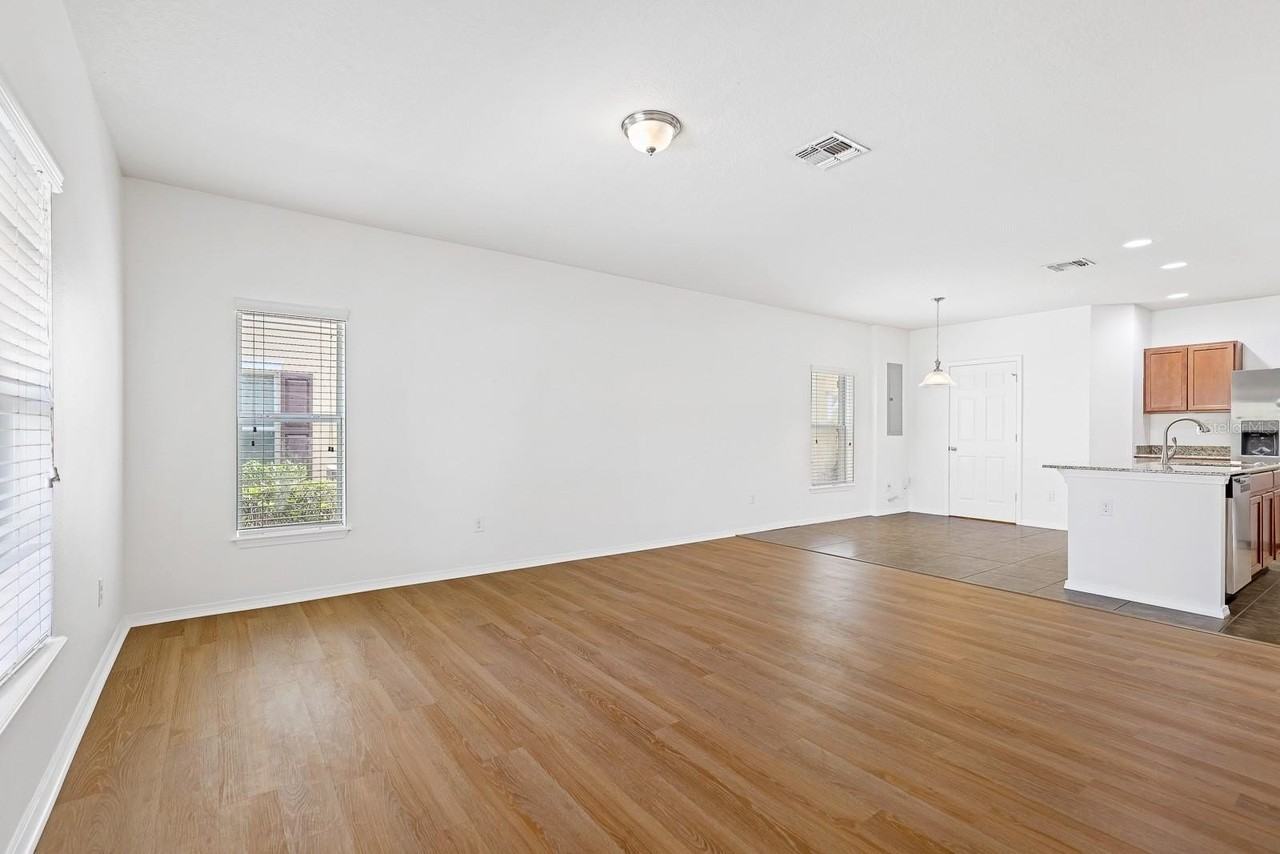 4638 Chatterton Way - Photo 4 of 26