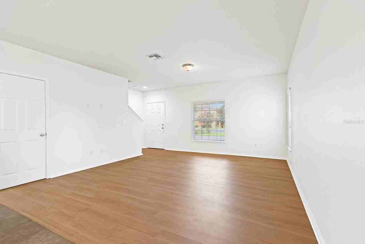 4638 Chatterton Way - Photo 7 of 26