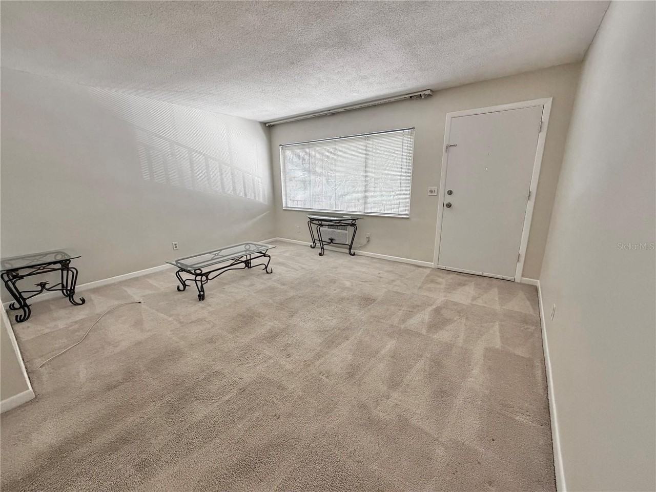 2344 Shelley St #12 - Photo 2 of 12