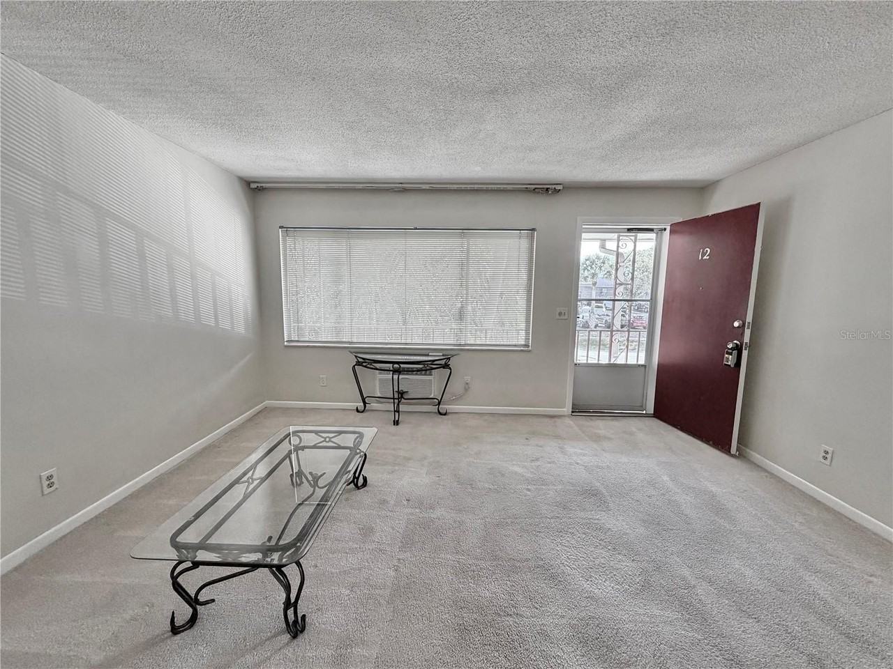 2344 Shelley St #12 - Photo 4 of 12