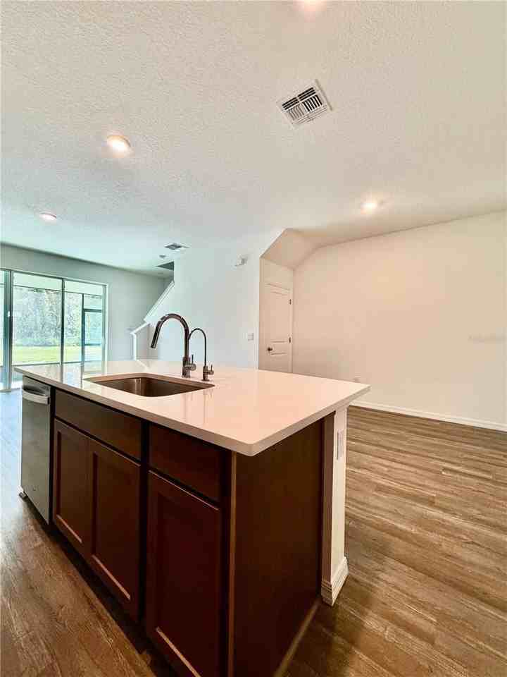 11407 Velvet Apricot Dr - Photo 7 of 50