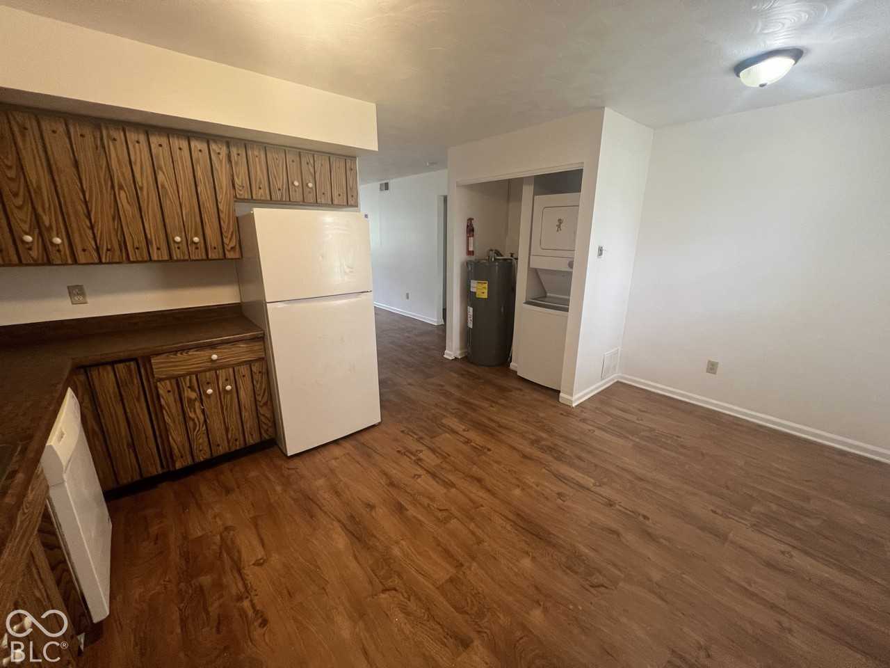 1316 Millerwood Ct #1 - Photo 4 of 14