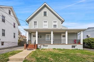 featured image of 321 Olivia St #2
