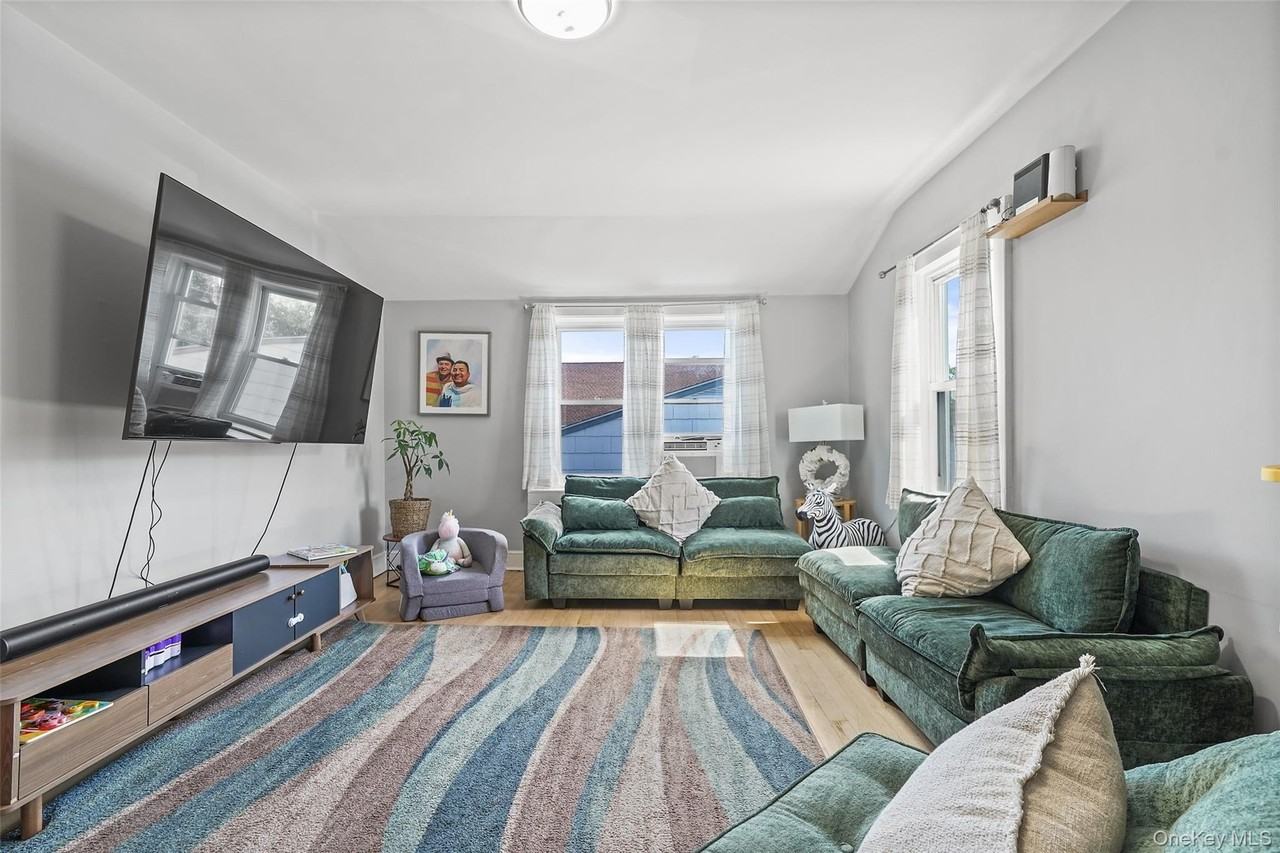 321 Olivia St #2 - Photo 6 of 18
