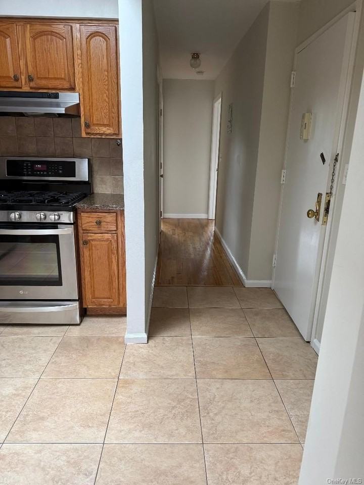 7862 79th Pl - Photo 5 of 19