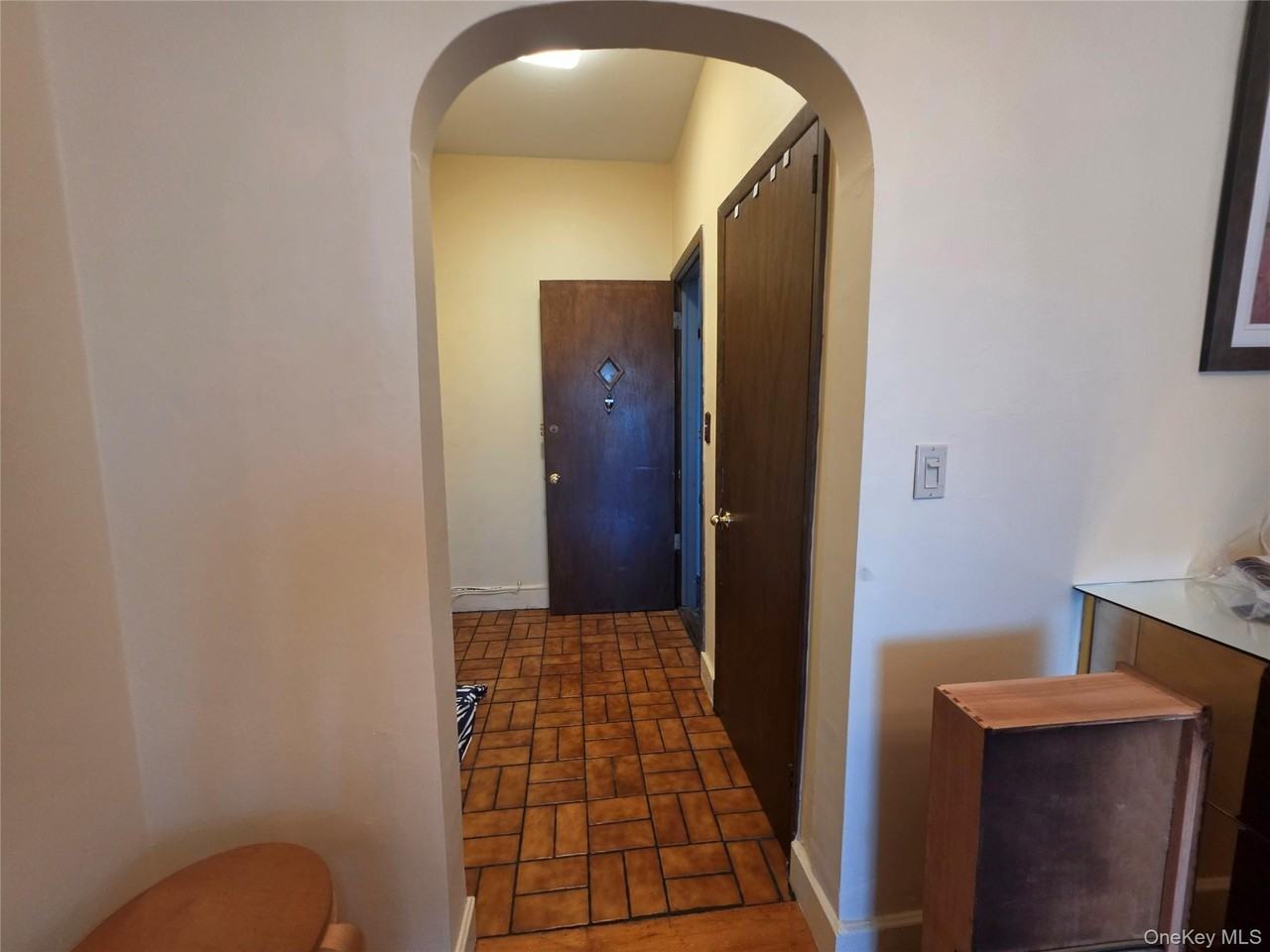 51 Tower Pl #2 - Photo 2 of 27