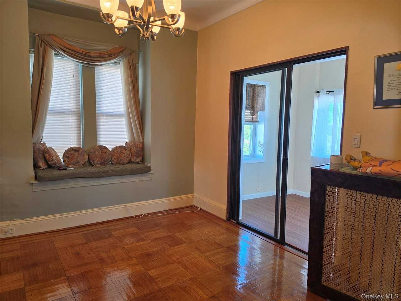51 Tower Pl #2 - Photo 4 of 27