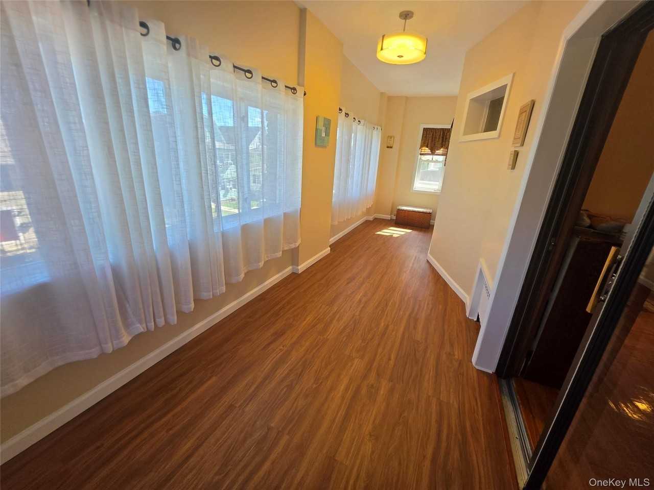 51 Tower Pl #2 - Photo 6 of 27