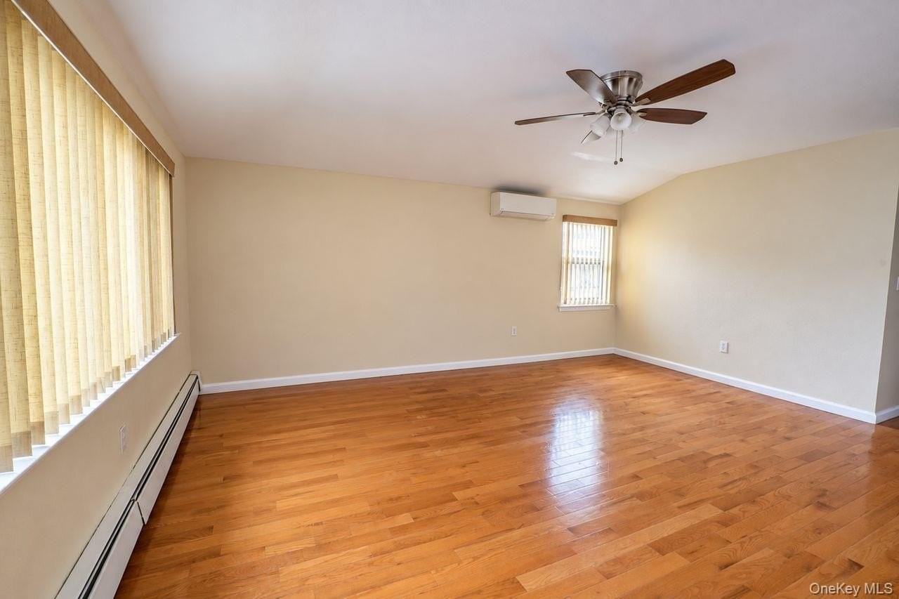 13314 142nd St #2R - Photo 6 of 16