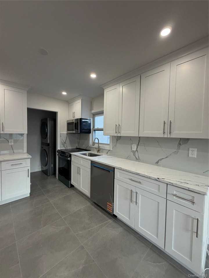 1580 208th Pl - Photo 3 of 21