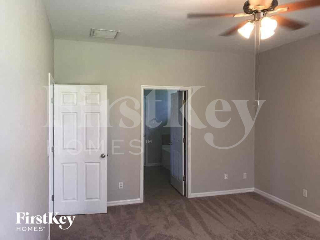 479 Shadow Lakes Dr - Photo 7 of 15