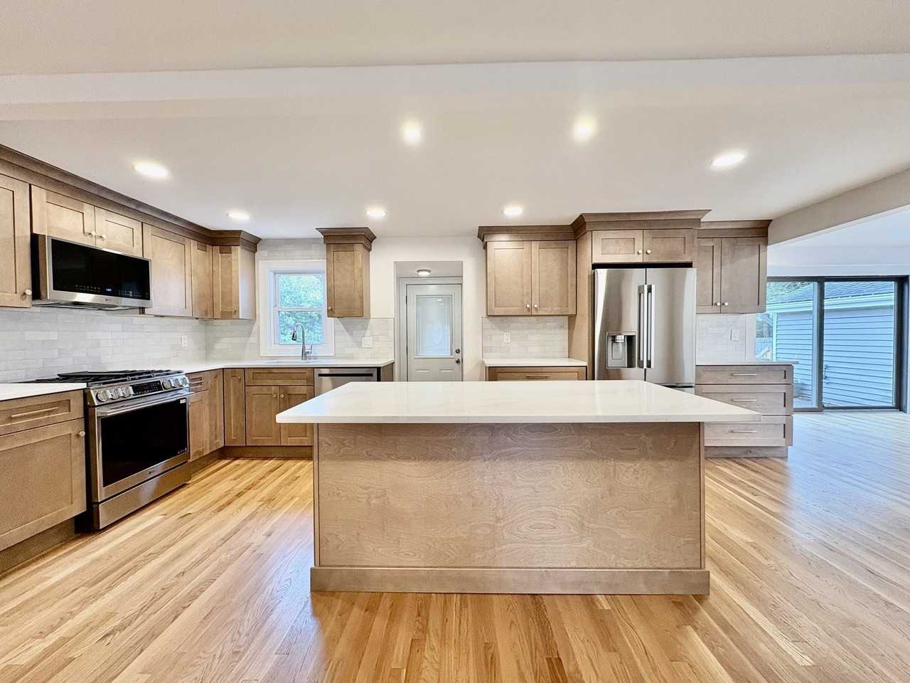 5 Wennerberg Rd - Photo 6 of 25