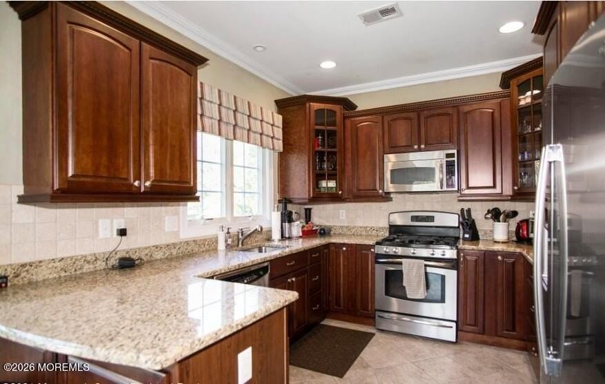 204 Villa Dr - Photo 5 of 31