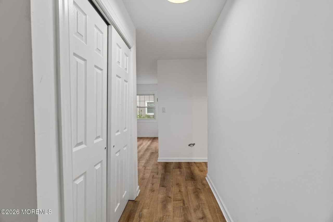 1 Madestone Ln - Photo 5 of 41