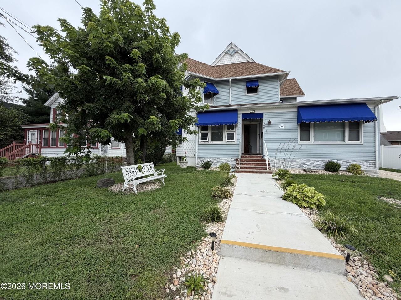368 Carr Ave #3