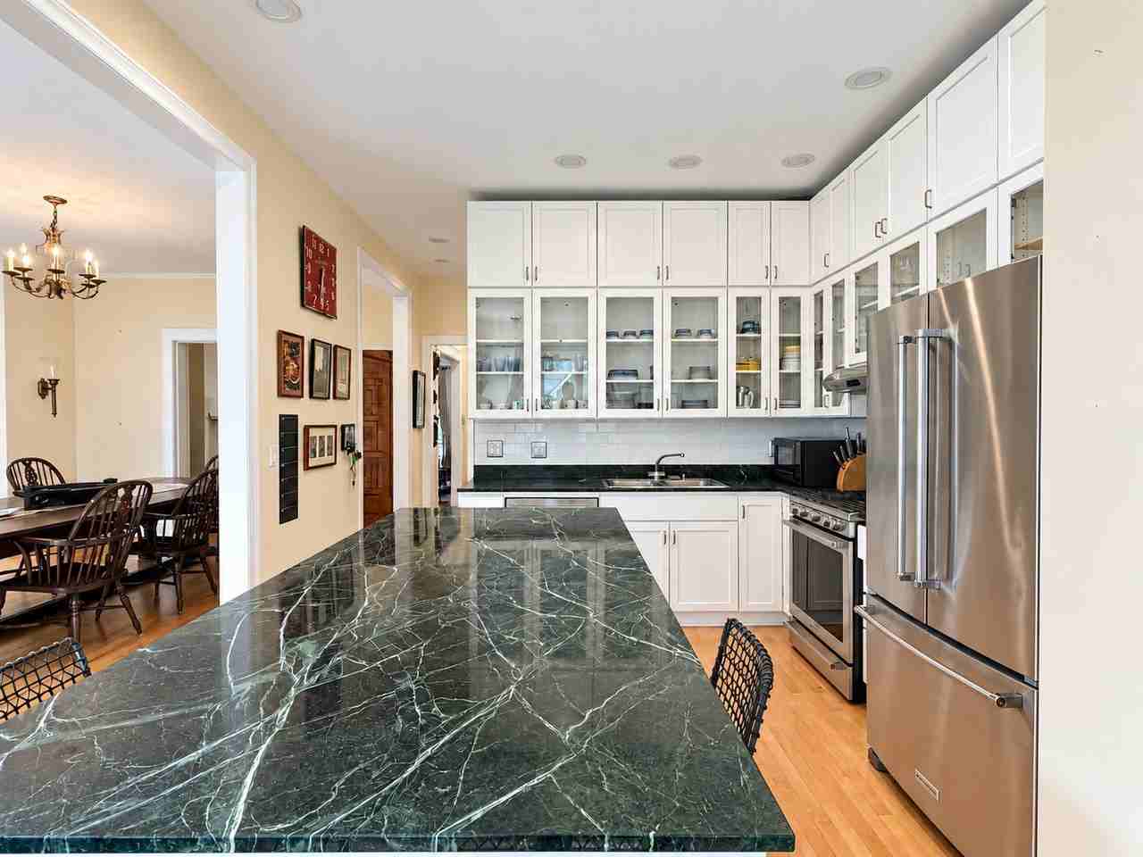 5415 N Wayne Ave - Photo 6 of 25