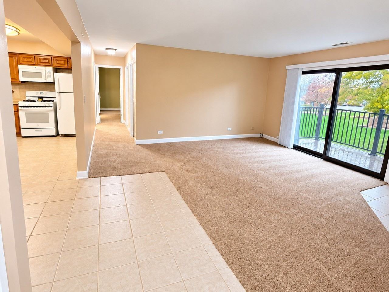 703 Waterford Rd S #2B - Photo 3 of 22