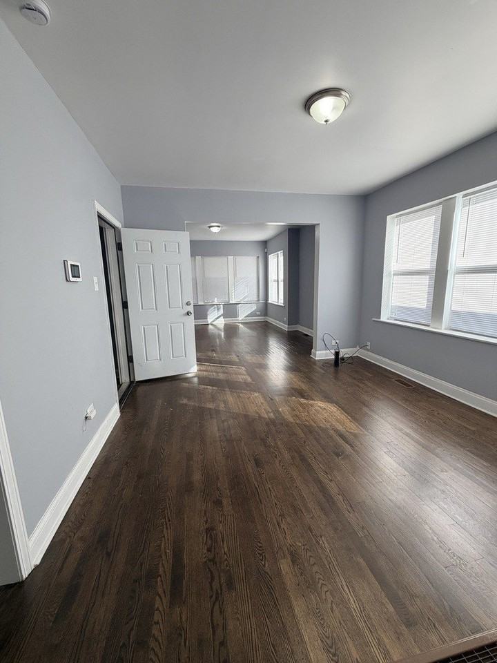 839 E 87th Pl #1 - Photo 3 of 15