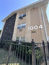 1004 Des Plaines Ave #11 - Photo 1 of 1