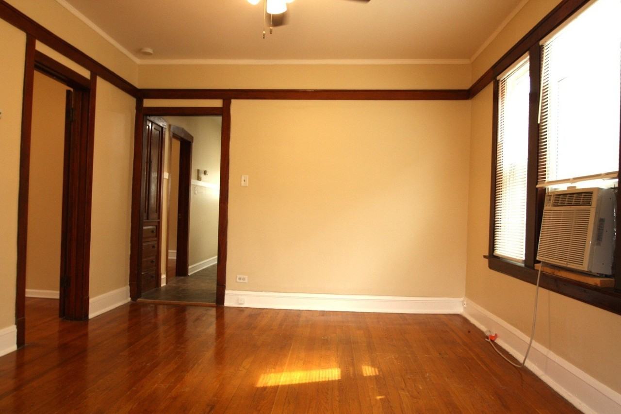 1443 N Lockwood Ave #2 - Photo 4 of 11
