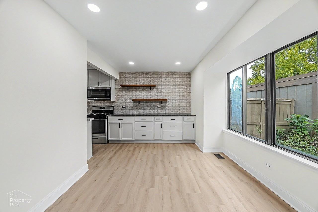 524 Yosemite Ct - Photo 3 of 29