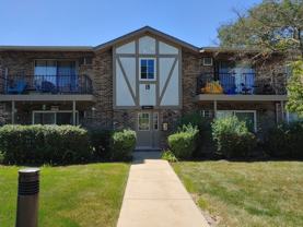 9S025 Lake Dr - Photo 1 of 1