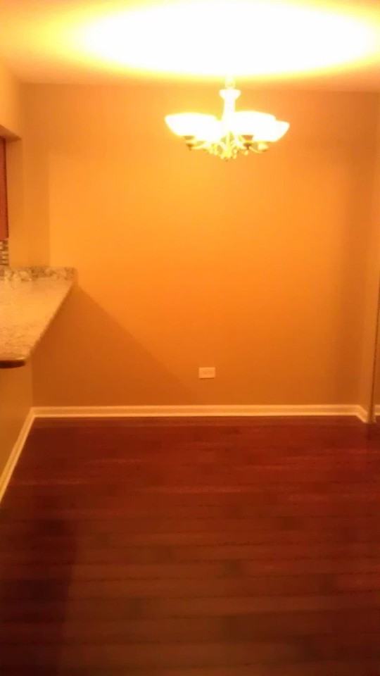 9S025 Lake Dr #10-206 - Photo 5 of 14