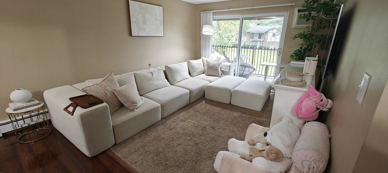 9S025 Lake Dr #10-206 - Photo 7 of 14