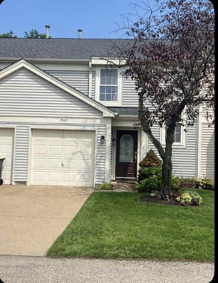 7567 Waterford Dr - Photo 2 of 24